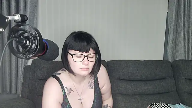 Snapshot of SquirtingIrishShannon chatting on 20, 1, 2025 SquirtingIrishShannon online show from 20, 1, 2025