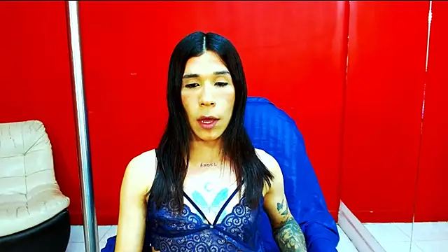 SaraSofia44 online show from 4, 3, 2026