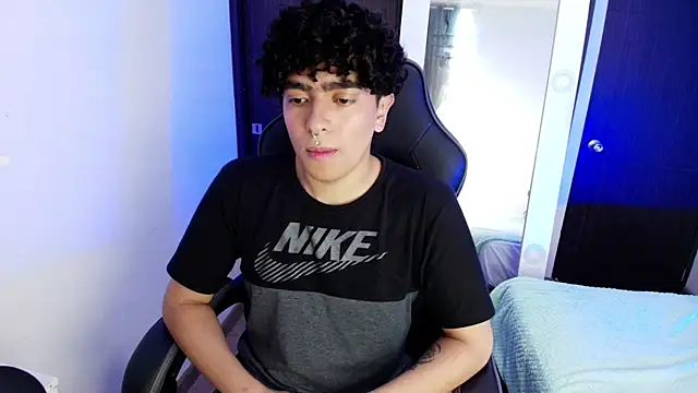  nickconnor01 online show from 23, 2, 2025