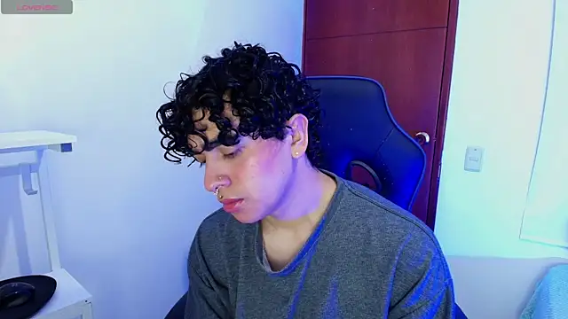  nickconnor01 online show from 22, 3, 2025