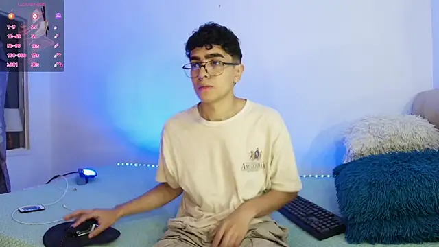  nickconnor01 online show from 14, 12, 2025