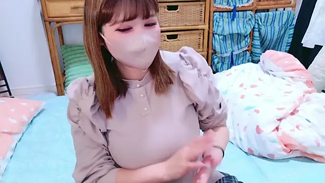 Snapshot of Megu_Melon chatting on 8, 3, 2025 Megu Melon online show from 8, 3, 2025