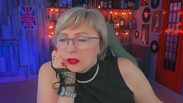 sugar vivien online show from 13, 2, 2025