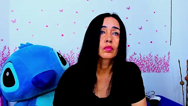 HorniestMilf online show from 4, 6, 2026