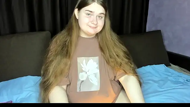 Snapshot of Aushpana chatting on 3, 11, 2025 Aushpana online show from 3, 11, 2025