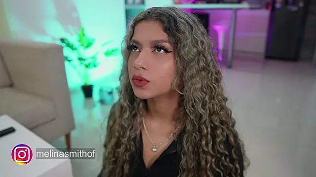 Snapshot of Melina-Smith chatting on 17, 3, 2025 Melina-Smith online show from 17, 3, 2025