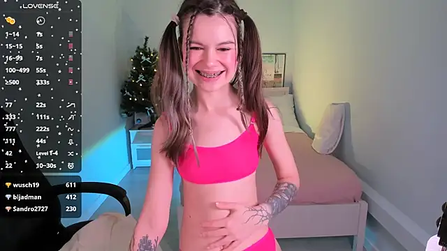 Snapshot of Lil_Amelie chatting on 10, 1, 2025 Lil Amelie online show from 10, 1, 2025