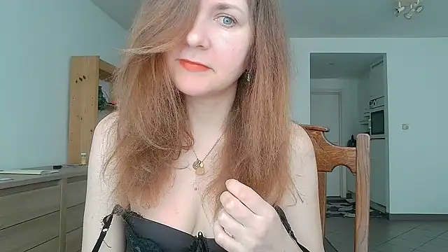 Snapshot of JasmineGlamour chatting on 10, 5, 2026 JasmineGlamour online show from 10, 5, 2026