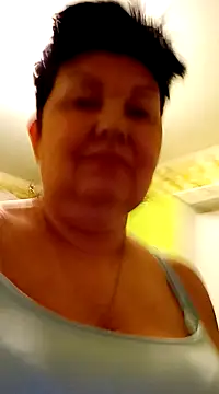 Snapshot of FantasyMichelle chatting on 31, 12, 2024 FantasyMichelle online show from 31, 12, 2024