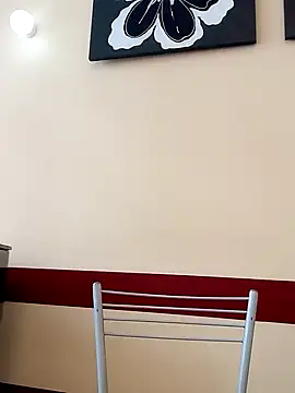 Snapshot of FantasyMichelle chatting on 6, 2, 2025 FantasyMichelle online show from 6, 2, 2025