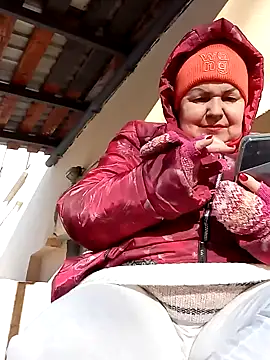 Snapshot of FantasyMichelle chatting on 7, 2, 2025 FantasyMichelle online show from 7, 2, 2025