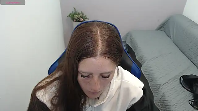 valerie diaz1 online show from 16, 9, 2025