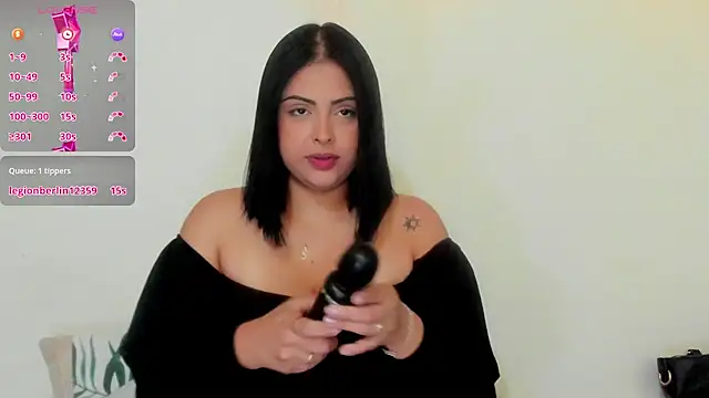 Snapshot of MelannyBell chatting on 10, 1, 2025 MelannyBell online show from 10, 1, 2025