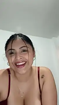 Snapshot of MelannyBell chatting on 6, 2, 2025 MelannyBell online show from 6, 2, 2025