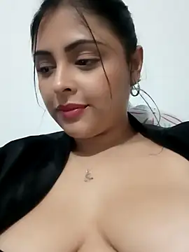 Snapshot of MelannyBell chatting on 6, 2, 2025 MelannyBell online show from 6, 2, 2025