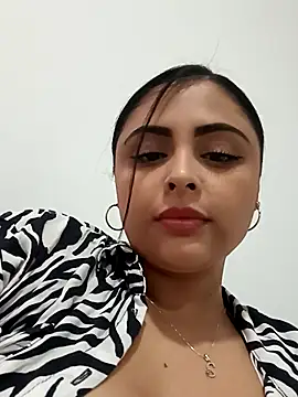 Snapshot of MelannyBell chatting on 25, 2, 2025 MelannyBell online show from 25, 2, 2025