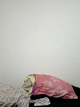 Snapshot of MelannyBell chatting on 20, 3, 2025 MelannyBell online show from 20, 3, 2025