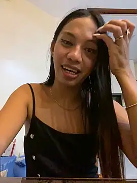 Snapshot of whiteladyboy chatting on 18, 10, 2025 whiteladyboy online show from 18, 10, 2025