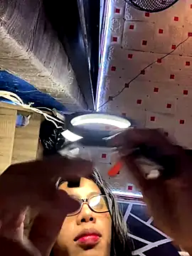 Snapshot of whiteladyboy chatting on 5, 12, 2025 whiteladyboy online show from 5, 12, 2025