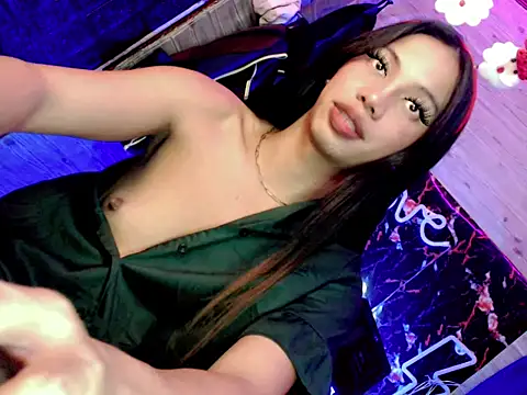 Snapshot of whiteladyboy chatting on 20, 12, 2025 whiteladyboy online show from 20, 12, 2025