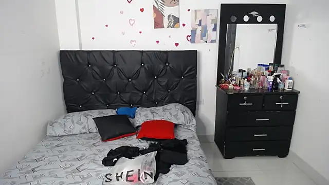 floweer  online show from 5, 10, 2025