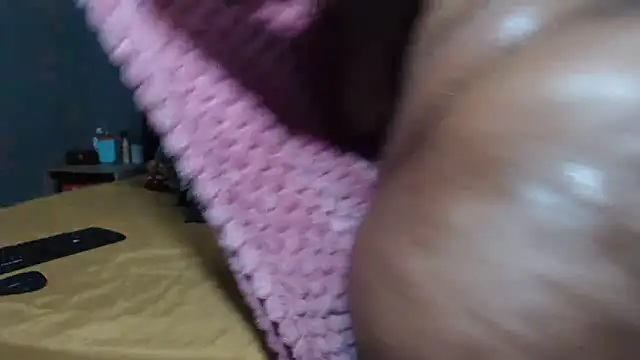 Snapshot of Jabbabuttxxx chatting on 17, 10, 2025 Jabbabuttxxx online show from 17, 10, 2025