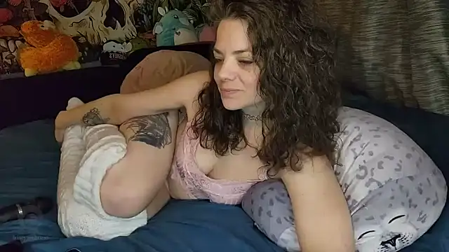 Snapshot of MiaElizabeth chatting on 13, 3, 2025 MiaElizabeth online show from 13, 3, 2025