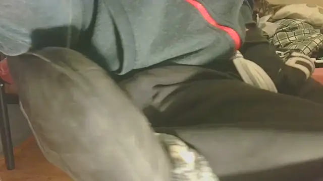 T0Yforeskin online show from 11, 4, 2026