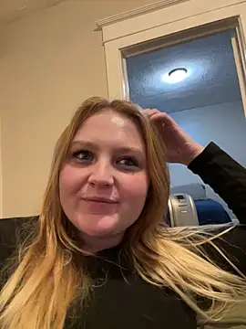 PhatAssBlond online show from 1, 1, 2025