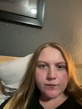 PhatAssBlond online show from 20, 2, 2025