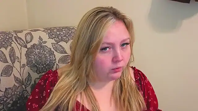 Snapshot of PhatAssBlond chatting on 9, 4, 2026 PhatAssBlond online show from 9, 4, 2026