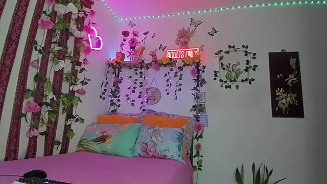 anasttacia 210 online show from 4, 12, 2025