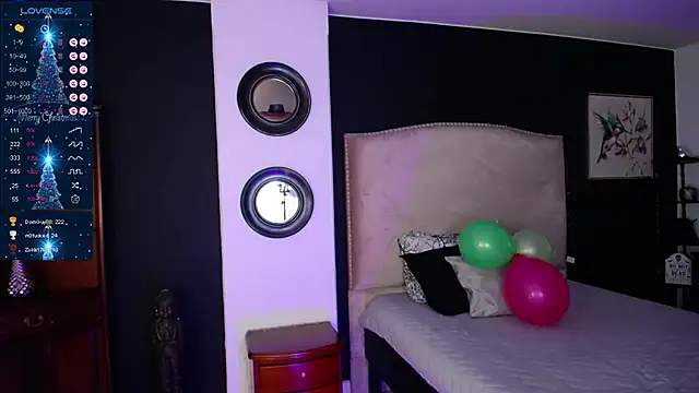 Snapshot of lia_huan chatting on 27, 12, 2024 lia huan online show from 27, 12, 2024