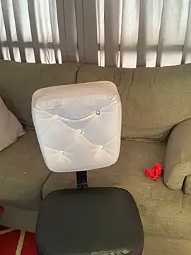 Snapshot of lia_huan chatting on 7, 3, 2025 lia huan online show from 7, 3, 2025