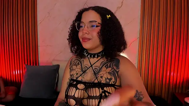 Emiilycollins online show from 27, 1, 2025