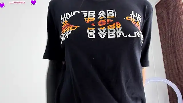 VeronicaTonu online show from 17, 10, 2025