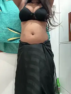 Snapshot of AASHI66 chatting on 23, 10, 2025 AASHI66 online show from 23, 10, 2025