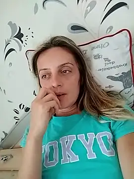 Snapshot of SophyGirl chatting on 23, 9, 2025 SophyGirl online show from 23, 9, 2025