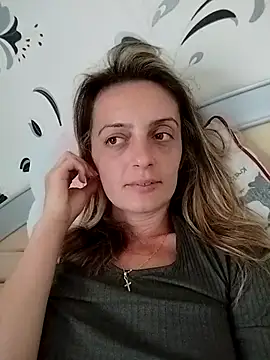 Snapshot of SophyGirl chatting on 25, 9, 2025 SophyGirl online show from 25, 9, 2025