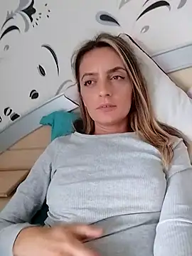 Snapshot of SophyGirl chatting on 26, 9, 2025 SophyGirl online show from 26, 9, 2025