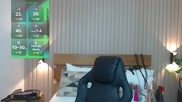 luciana ballesteros  online show from 29, 11, 2025