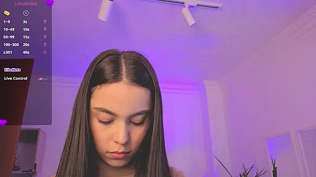 Snapshot of Aleejaa__ chatting on 20, 4, 2026 Aleejaa online show from 20, 4, 2026