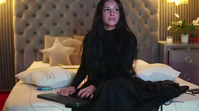 Snapshot of AmelyNoir chatting on 30, 12, 2024 AmelyNoir online show from 30, 12, 2024