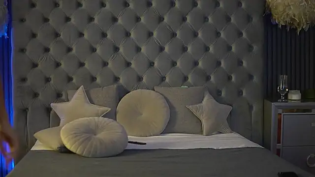 Snapshot of AmelyNoir chatting on 23, 9, 2025 AmelyNoir online show from 23, 9, 2025