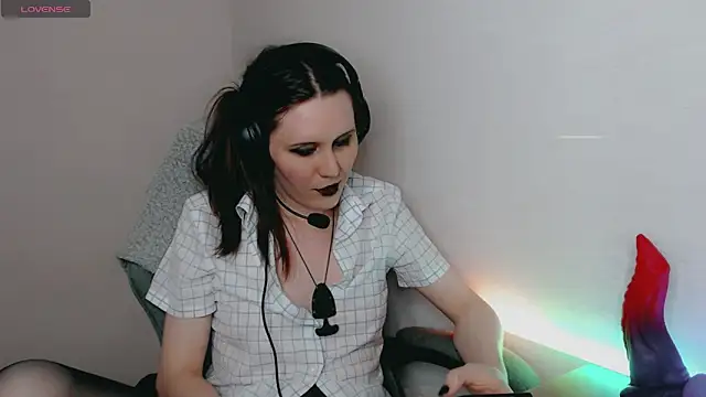 Snapshot of tracy_cooper chatting on 23, 12, 2024 tracy cooper online show from 23, 12, 2024