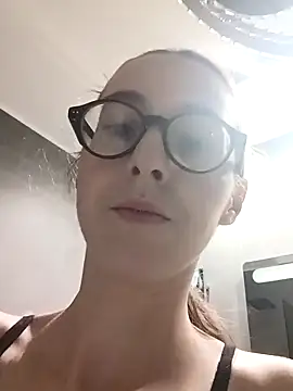 MartiniiSelenna online show from 7, 2, 2025