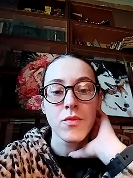 MartiniiSelenna online show from 5, 3, 2025