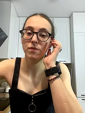 MartiniiSelenna online show from 1, 10, 2025