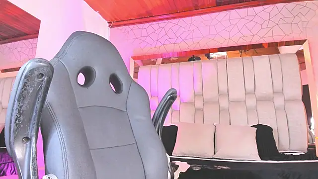 Snapshot of AngelineHeet chatting on 18, 1, 2025 AngelineHeet online show from 18, 1, 2025