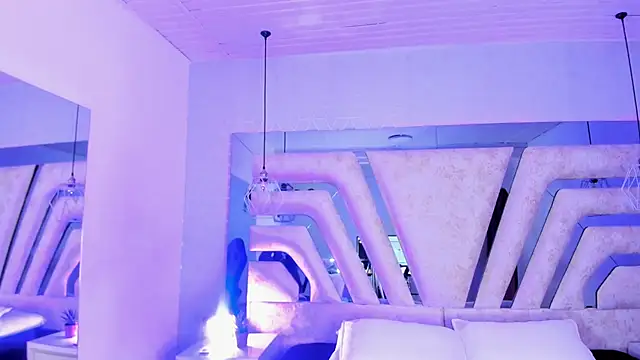 Snapshot of AngelineHeet chatting on 21, 11, 2025 AngelineHeet online show from 21, 11, 2025